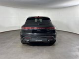 Certified 2024 Porsche Macan image 6