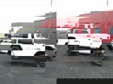 New 2025 Jeep Gladiator Sport image 2