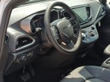 New 2026 Chrysler Pacifica Select image 2