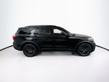 Used 2025 Ford Explorer ST image 4