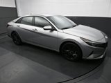 Used 2023 Hyundai Elantra SEL w/ Cargo Package image 4