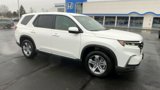 New 2025 Honda Pilot EX-L image 2