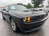 Used 2019 Dodge Challenger SXT image 3