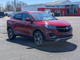 Used 2021 Buick Encore GX Essence image 3