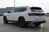 New 2025 Volkswagen Atlas Peak Edition SE image 5