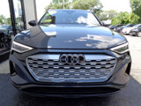 Used 2024 Audi Q8 e-tron Premium Plus w/ Premium Plus Package image 2