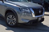 New 2025 Nissan Pathfinder SV w/ SV Premium Package image 2