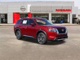New 2025 Nissan Pathfinder Platinum image 2