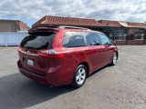 Used 2015 Toyota Sienna LE image 3