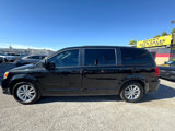 Used 2016 Dodge Grand Caravan SXT image 2