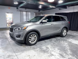 Used 2017 Kia Sorento L image 4