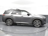 New 2025 Nissan Pathfinder Platinum image 4