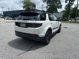 Used 2022 Land Rover Discovery Sport SE image 4