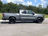 Used 2022 Nissan Frontier SV image 3