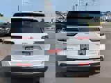 New 2025 Jeep Grand Cherokee L Laredo image 4