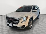 Used 2022 GMC Terrain SLT image 3