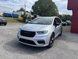 New 2026 Chrysler Pacifica Limited image 2