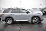 New 2025 Nissan Pathfinder Platinum w/ Black Appearance Package image 5