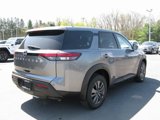 Used 2024 Nissan Pathfinder S image 4