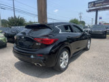 Used 2018 INFINITI QX30 image 5