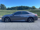 Used 2019 Toyota Camry SE image 2