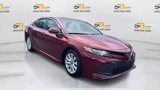 Used 2019 Toyota Camry LE image 3