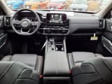 New 2025 Nissan Pathfinder SL w/ Black Appearance Package image 3