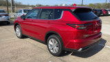 New 2025 Mitsubishi Outlander ES image 5