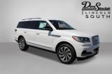 Used 2023 Lincoln Navigator Reserve image 3
