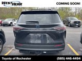 Used 2024 Toyota Sienna XLE Woodland Edition image 5