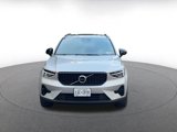 Used 2024 Volvo XC40 B5 Core image 4