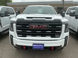 Used 2024 GMC Sierra 2500 AT4 image 2
