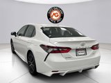 Used 2023 Toyota Camry SE image 3