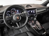 Certified 2025 Porsche Macan image 4