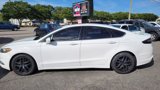 Used 2016 Ford Fusion SE image 2