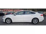 Used 2019 Ford Fusion SE image 2
