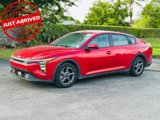 Used 2025 Kia K4 LXS image 2