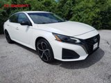 Used 2024 Nissan Altima 2.5 SR image 3