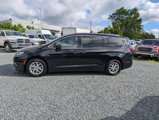 Used 2021 Chrysler Pacifica Touring-L image 3