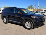 Used 2022 Ford Explorer XLT image 3