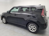 Used 2023 Kia Soul LX w/ LX Technology Package image 3