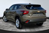 Used 2024 Chevrolet Trax LS w/ LS Convenience Package image 2