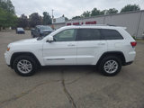 Used 2020 Jeep Grand Cherokee Laredo image 5