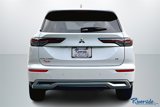 New 2025 Mitsubishi Outlander SE image 4