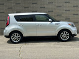 Used 2017 Kia Soul + image 3