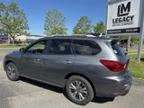 Used 2020 Nissan Pathfinder SV image 5