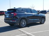 Used 2022 GMC Terrain SLT w/ Infotainment Package II image 4