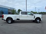 New 2025 Ford F350 Platinum image 2
