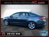 Used 2020 Ford Fusion SE image 2