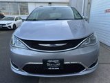 Used 2019 Chrysler Pacifica Limited image 3